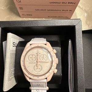 MoonSwatch (Mission to Venus)